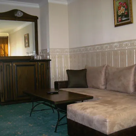 Amsterdam Hotel 3*